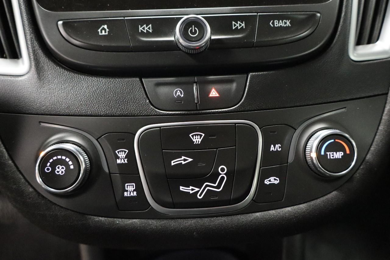 Chevrolet Malibu Vehicle Full-screen Gallery Image 15