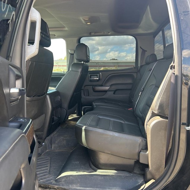 GMC Sierra 2500HD Vehicle Full-screen Gallery Image 7