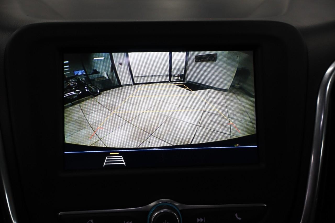 Chevrolet Equinox Vehicle Full-screen Gallery Image 14