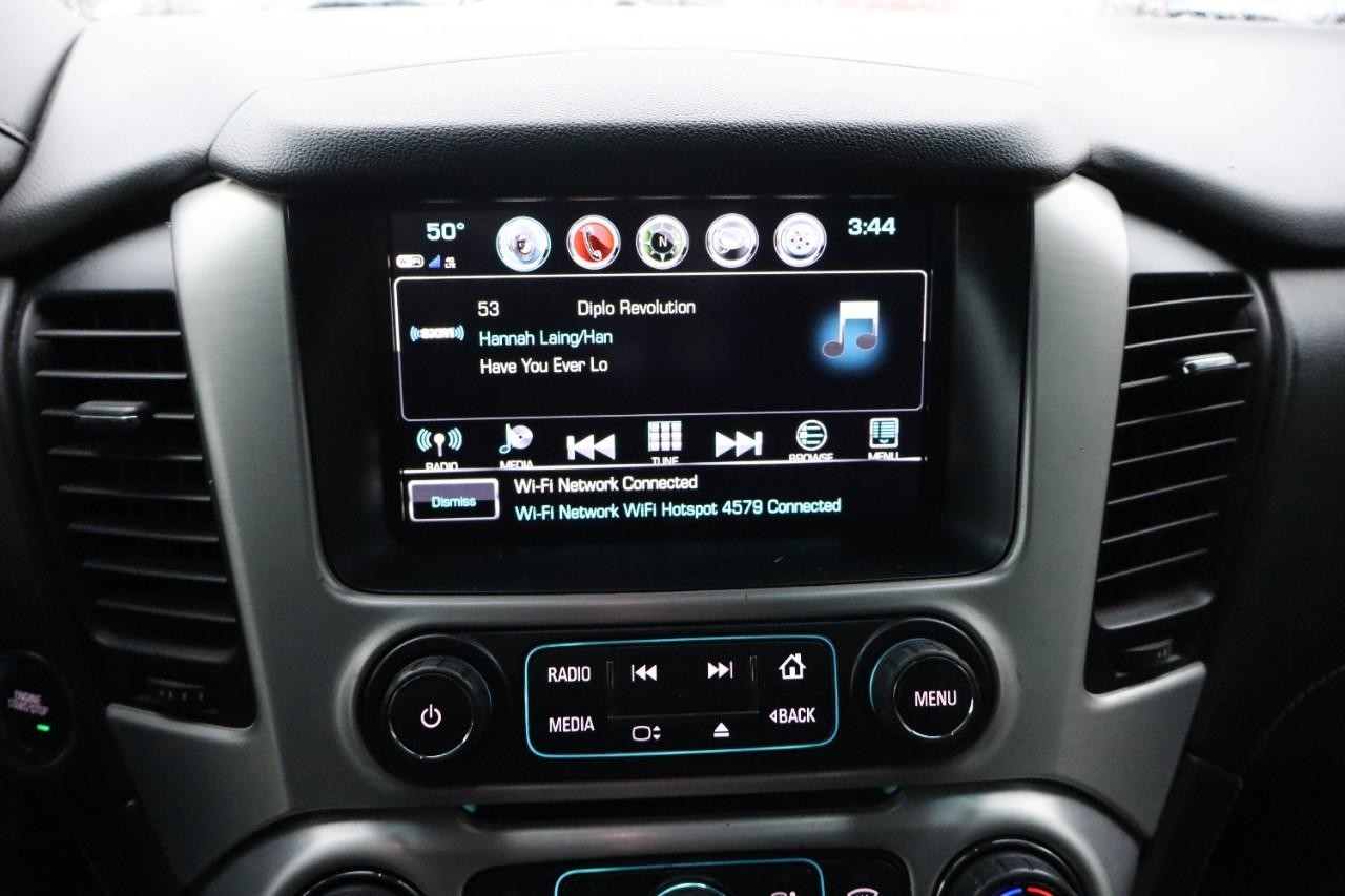 GMC Yukon XL Vehicle Full-screen Gallery Image 15