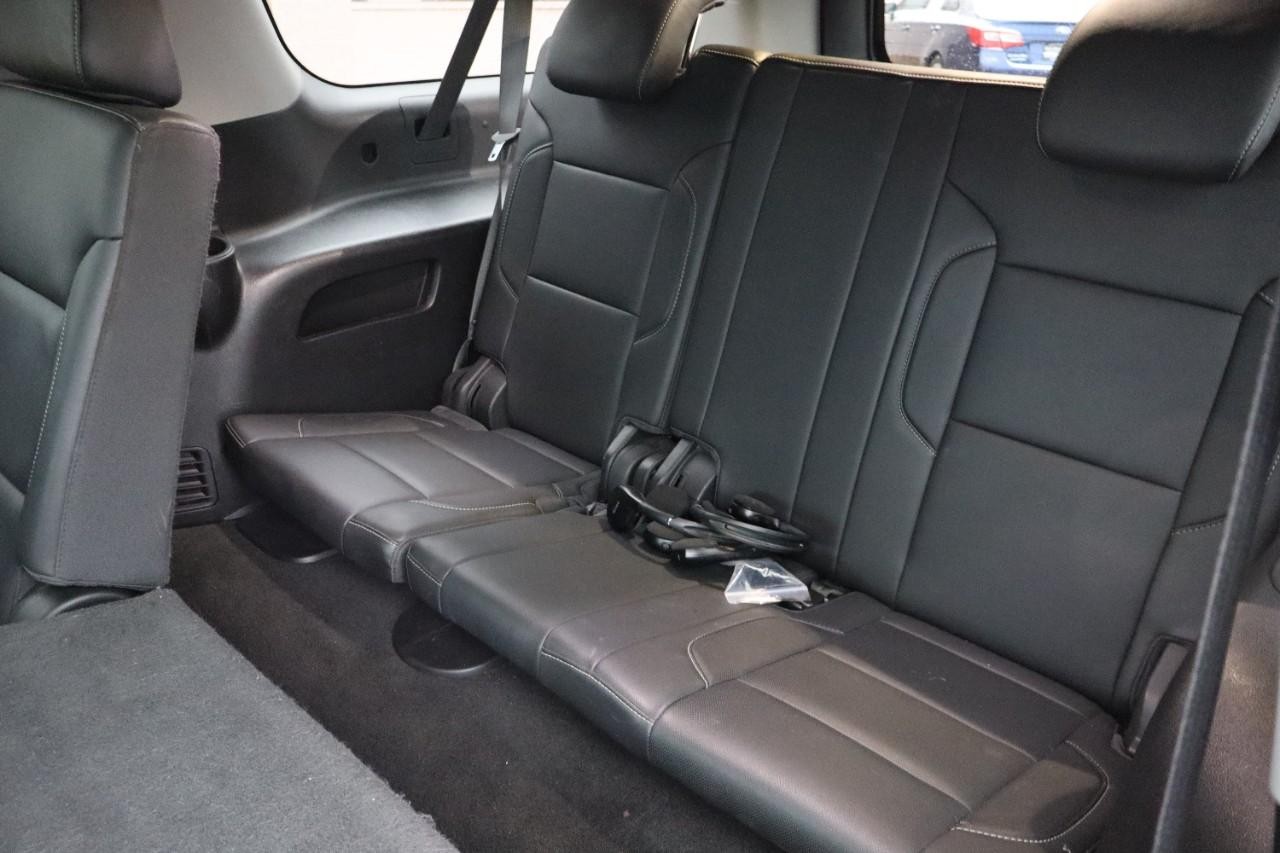 GMC Yukon XL Vehicle Full-screen Gallery Image 20