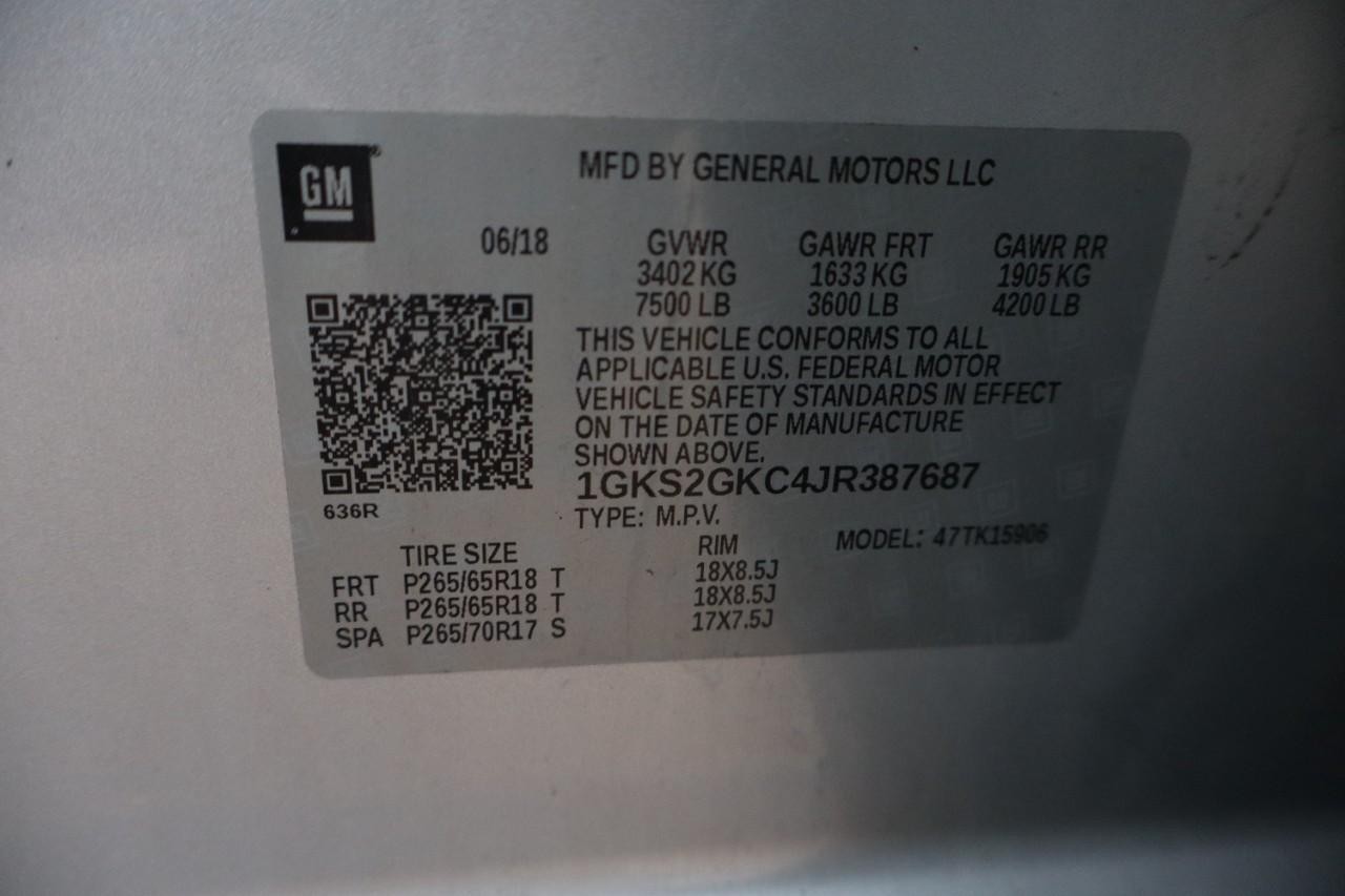 GMC Yukon XL Vehicle Full-screen Gallery Image 24