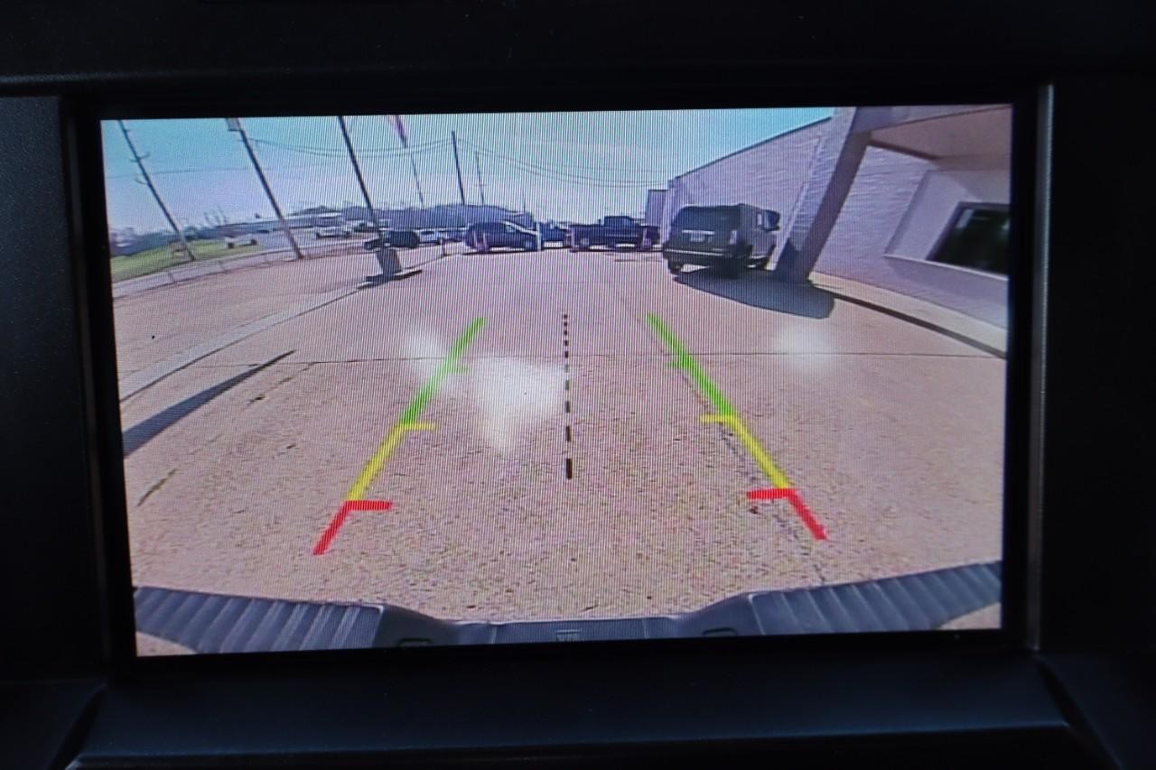 Ford F-150 Vehicle Full-screen Gallery Image 13