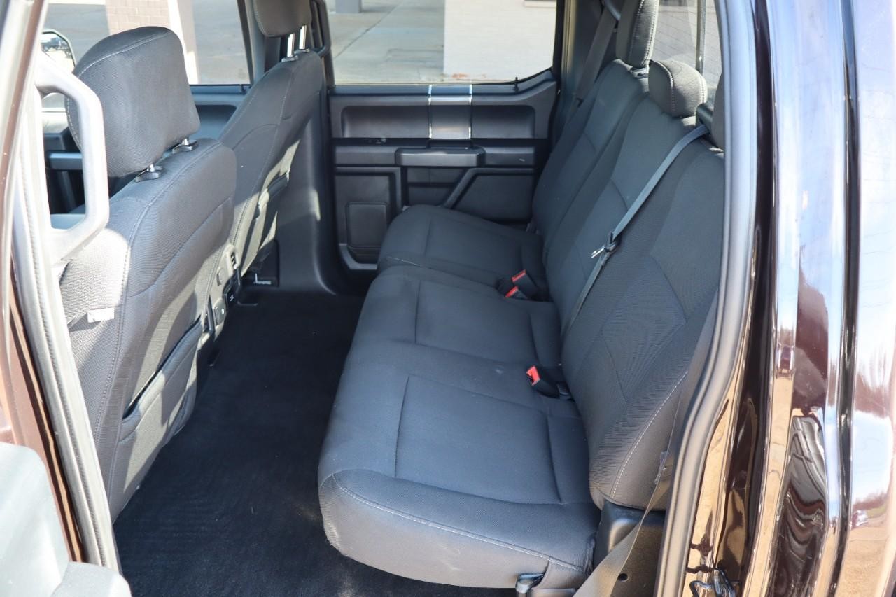 Ford F-150 Vehicle Full-screen Gallery Image 15