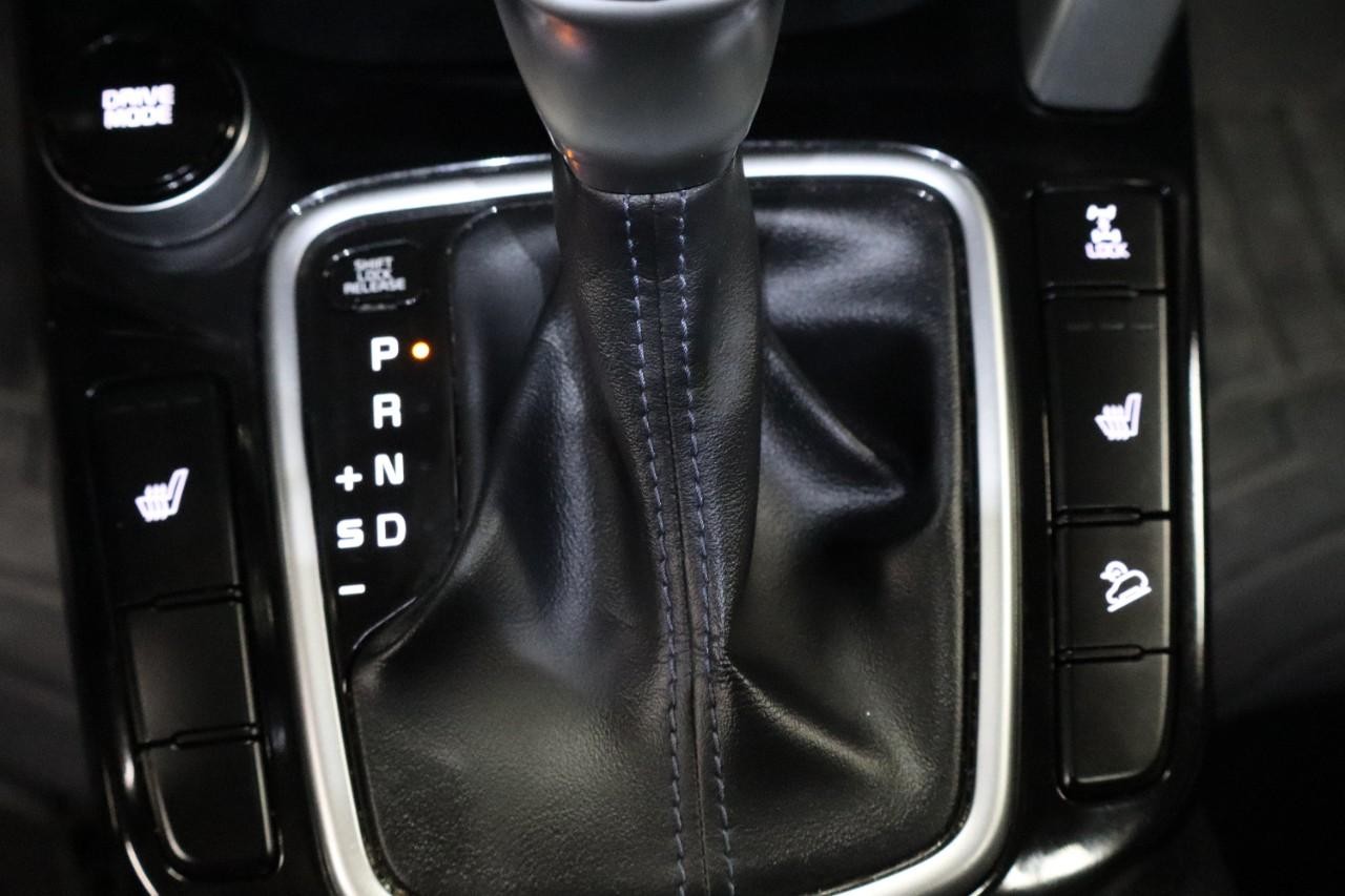 Kia Seltos Vehicle Full-screen Gallery Image 17