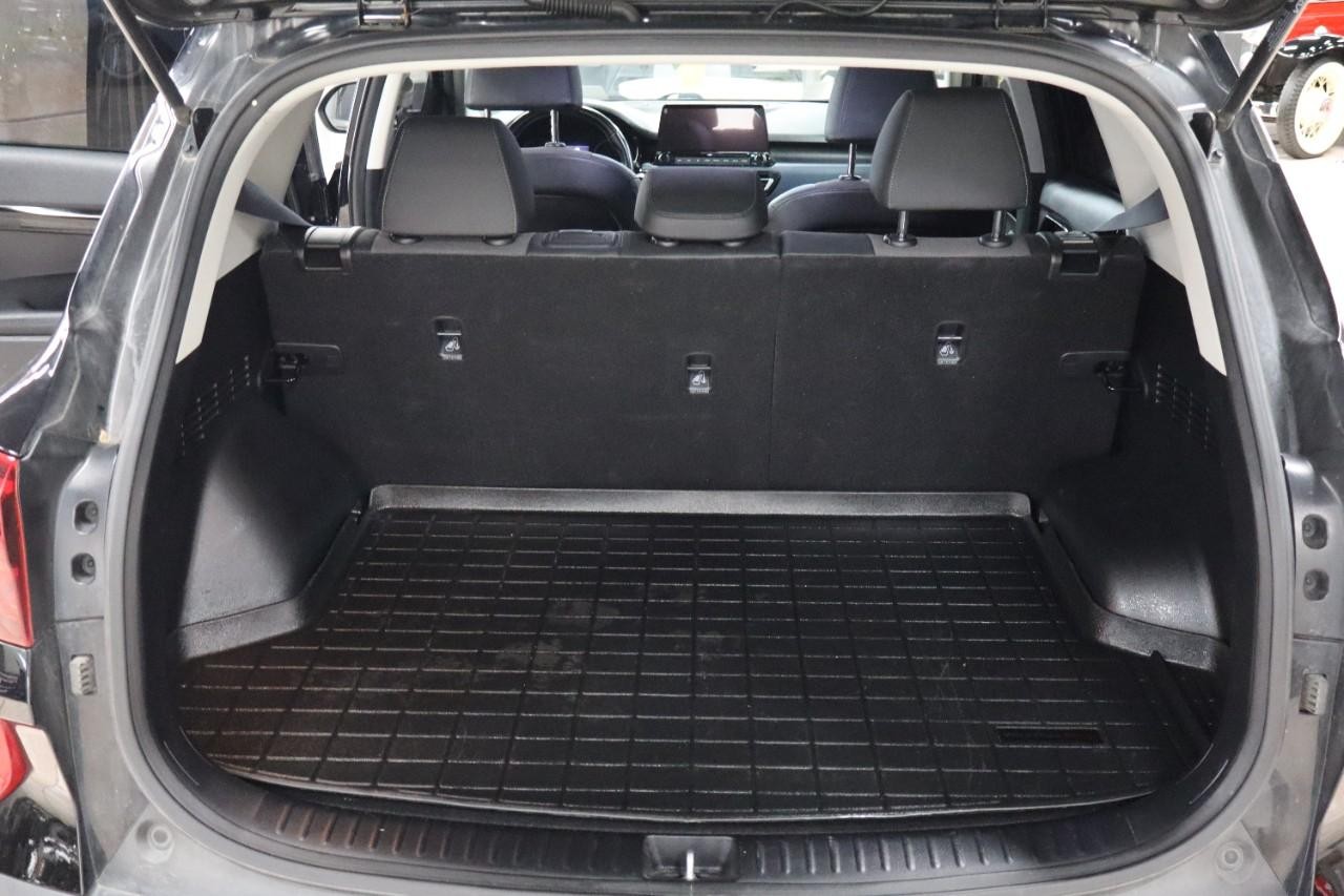 Kia Seltos Vehicle Full-screen Gallery Image 19