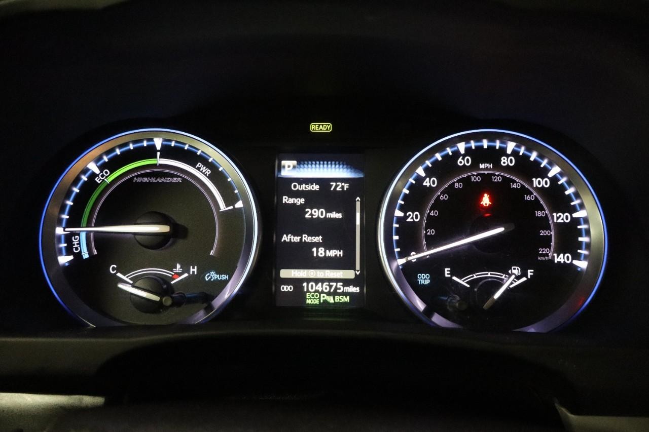 Toyota Highlander Vehicle Full-screen Gallery Image 13