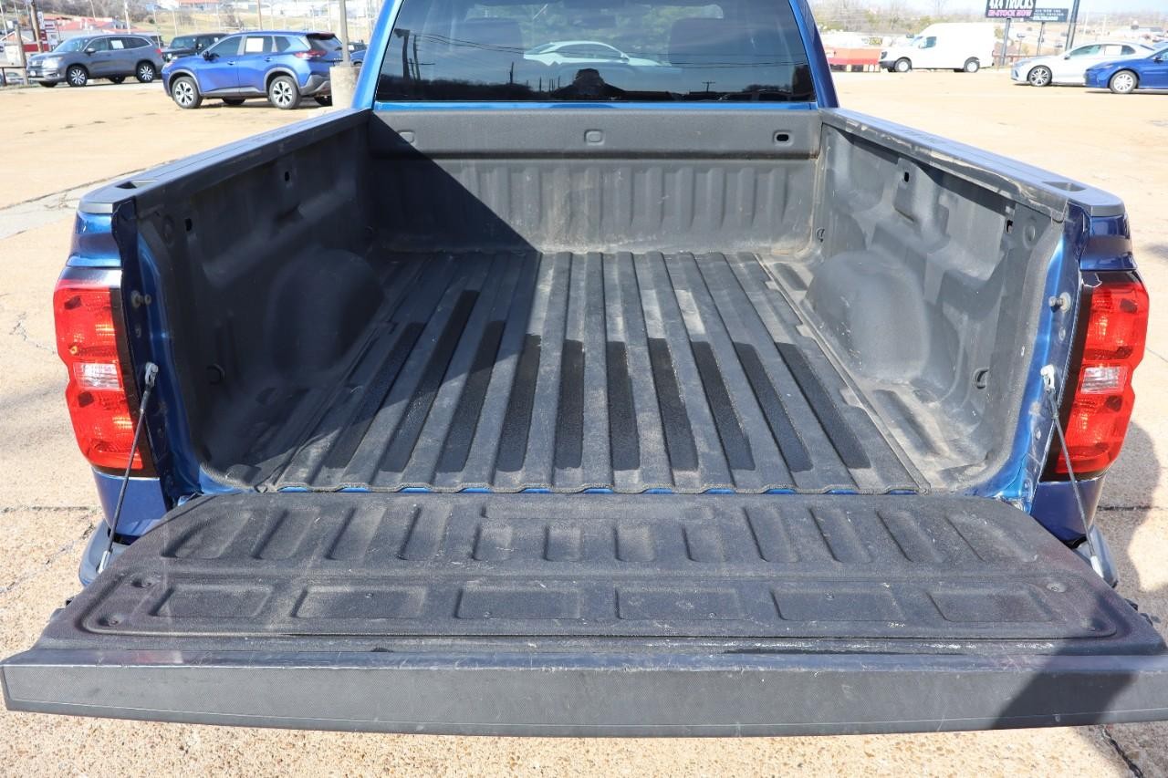 Chevrolet Silverado 1500 Vehicle Full-screen Gallery Image 5