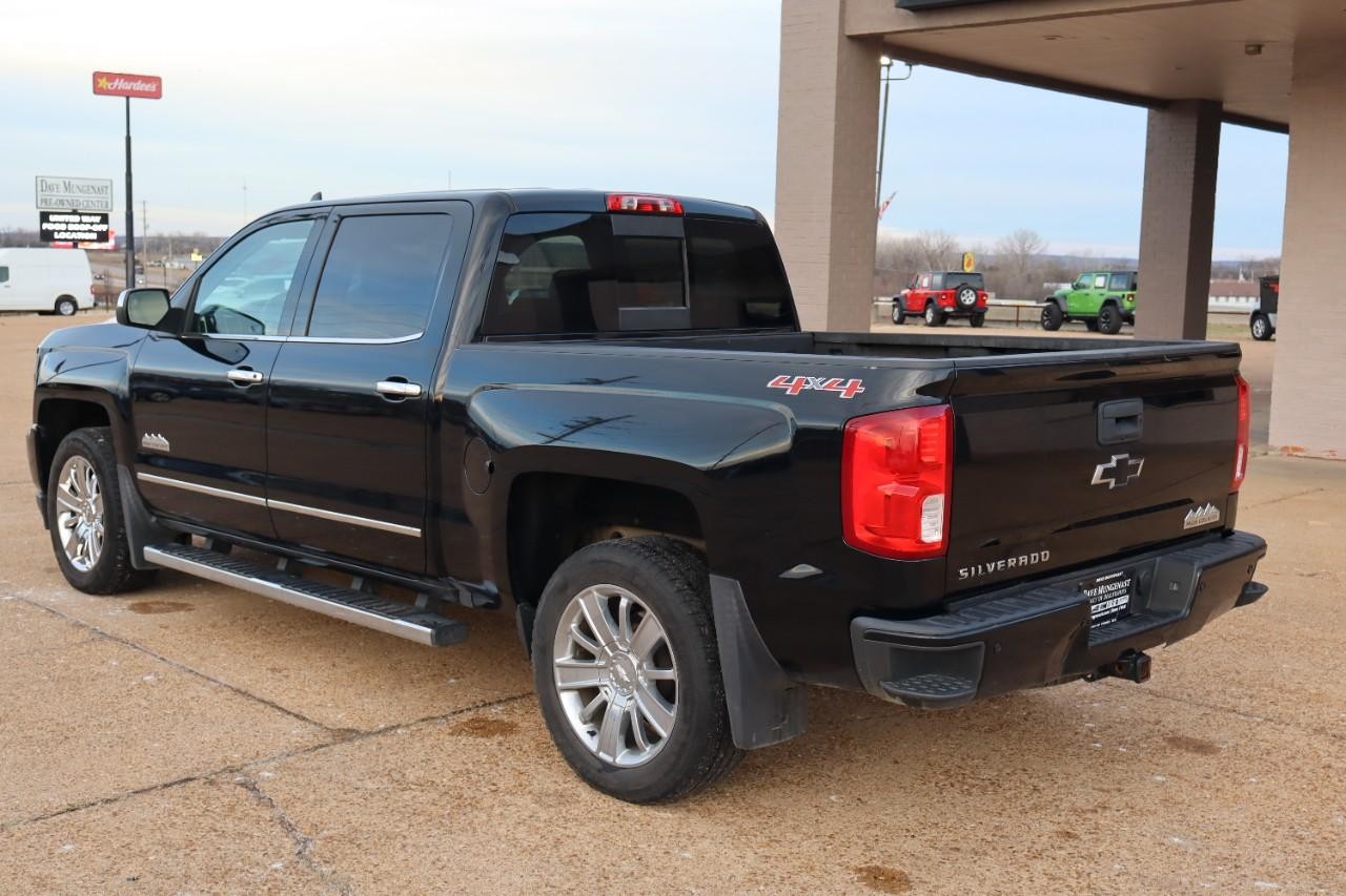 Chevrolet Silverado 1500 Vehicle Full-screen Gallery Image 3