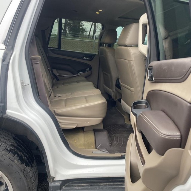 Chevrolet Tahoe Vehicle Full-screen Gallery Image 12