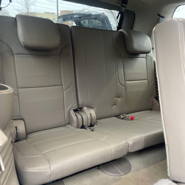 Chevrolet Tahoe Vehicle Full-screen Gallery Image 13