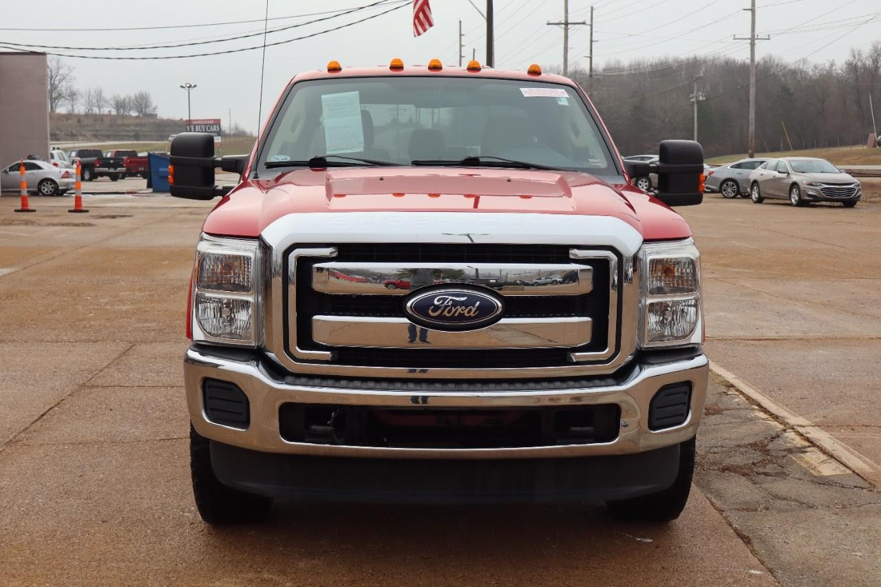 Ford Super Duty F-250 SRW Vehicle Full-screen Gallery Image 7
