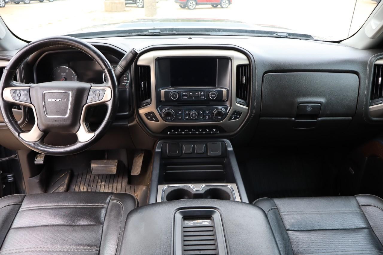 GMC Sierra 3500HD Vehicle Full-screen Gallery Image 11