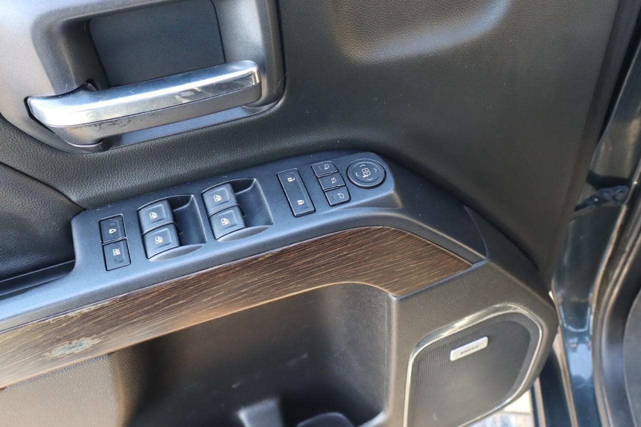 GMC Sierra 3500HD Vehicle Full-screen Gallery Image 14