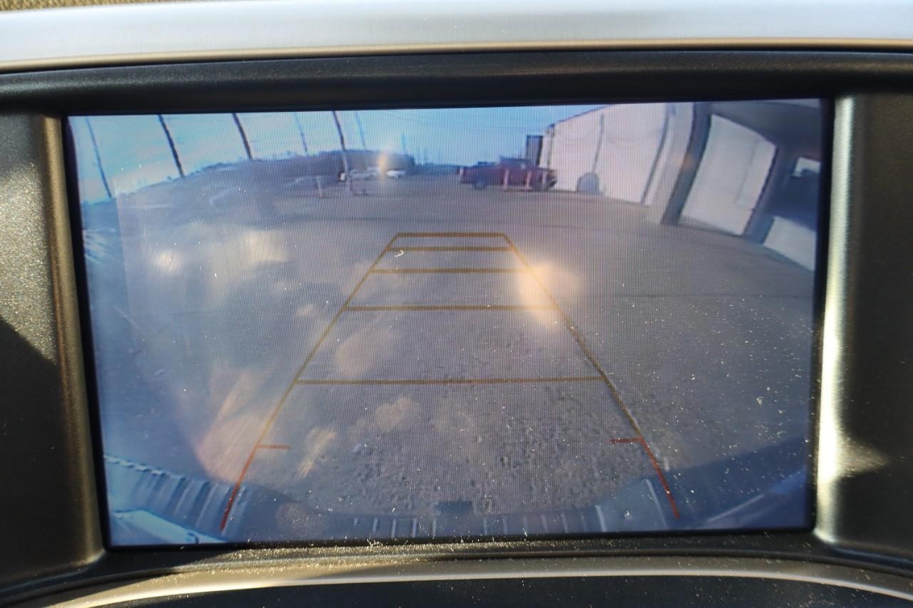 GMC Sierra 3500HD Vehicle Full-screen Gallery Image 20