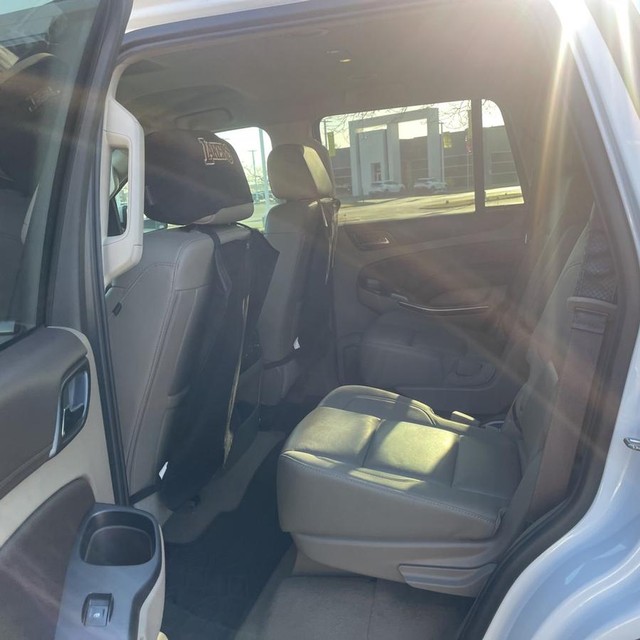 Chevrolet Tahoe Vehicle Full-screen Gallery Image 7