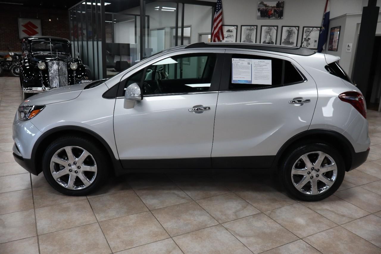 Buick Encore Vehicle Full-screen Gallery Image 2