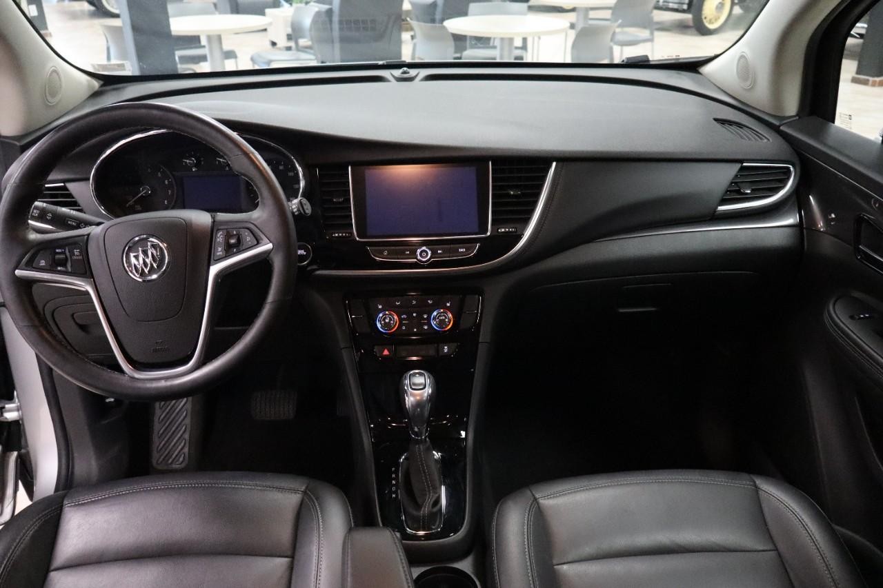Buick Encore Vehicle Full-screen Gallery Image 12