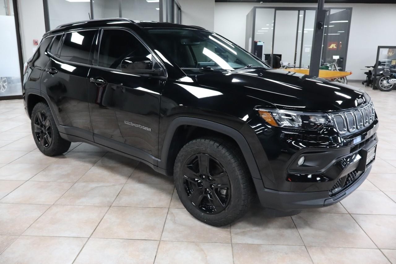 Jeep Compass Vehicle Full-screen Gallery Image 7