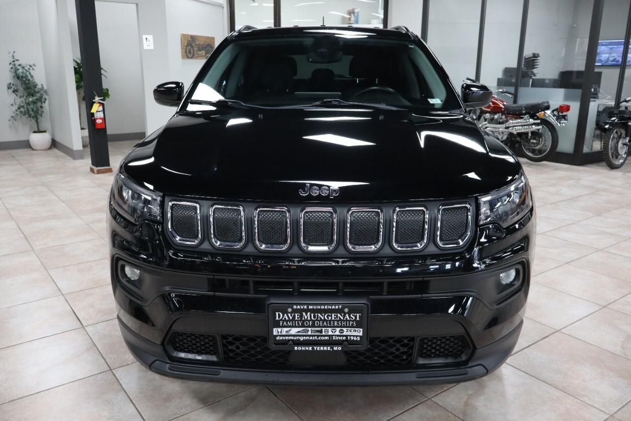 Jeep Compass Vehicle Full-screen Gallery Image 8