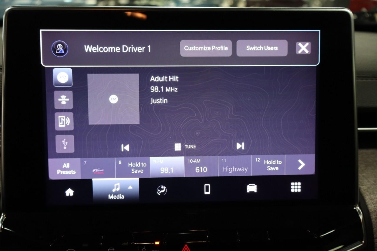 Jeep Compass Vehicle Full-screen Gallery Image 15