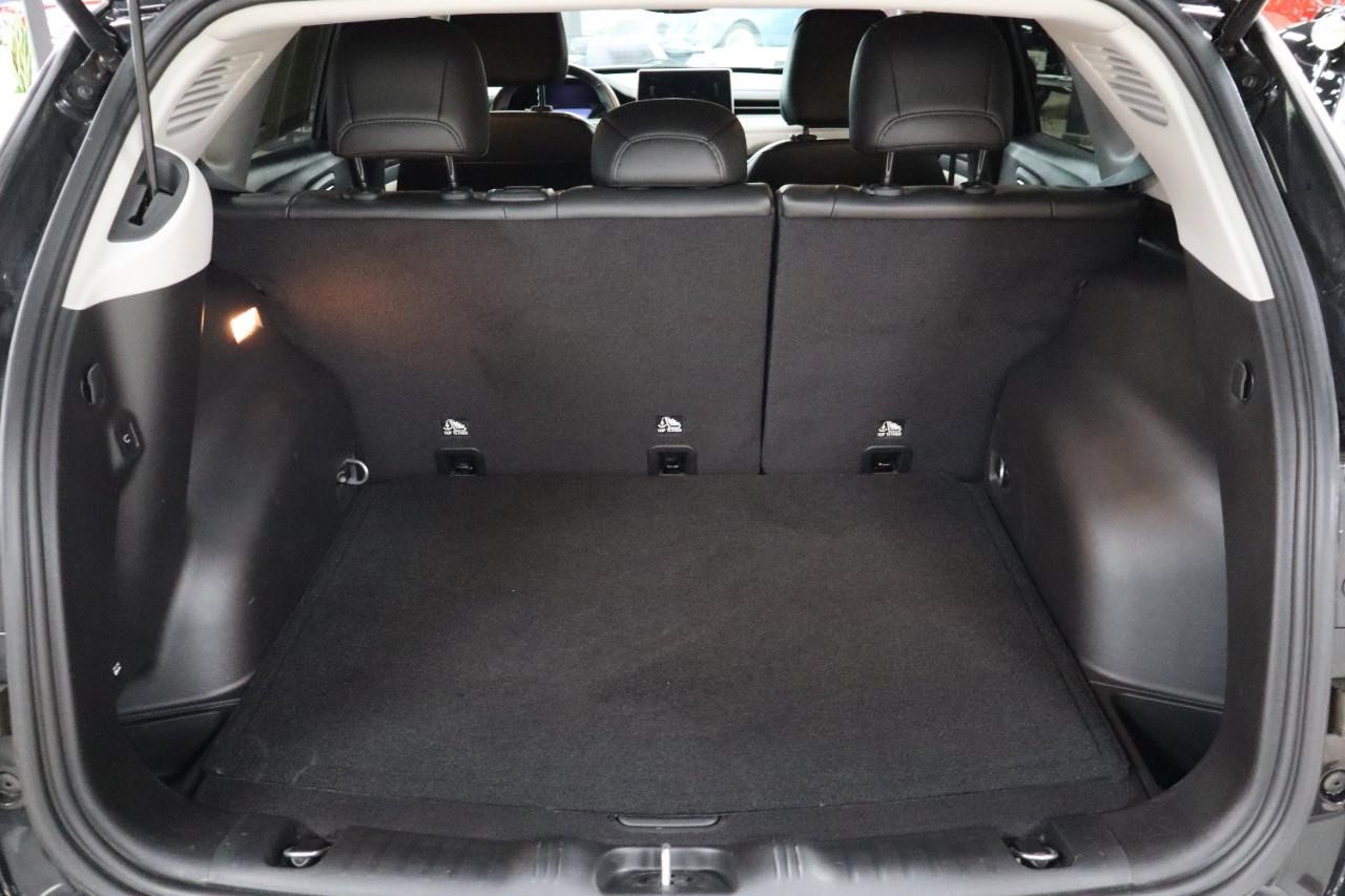 Jeep Compass Vehicle Full-screen Gallery Image 18