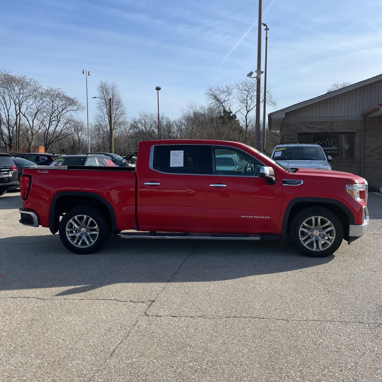 GMC Sierra 1500 Limited Vehicle Full-screen Gallery Image 2