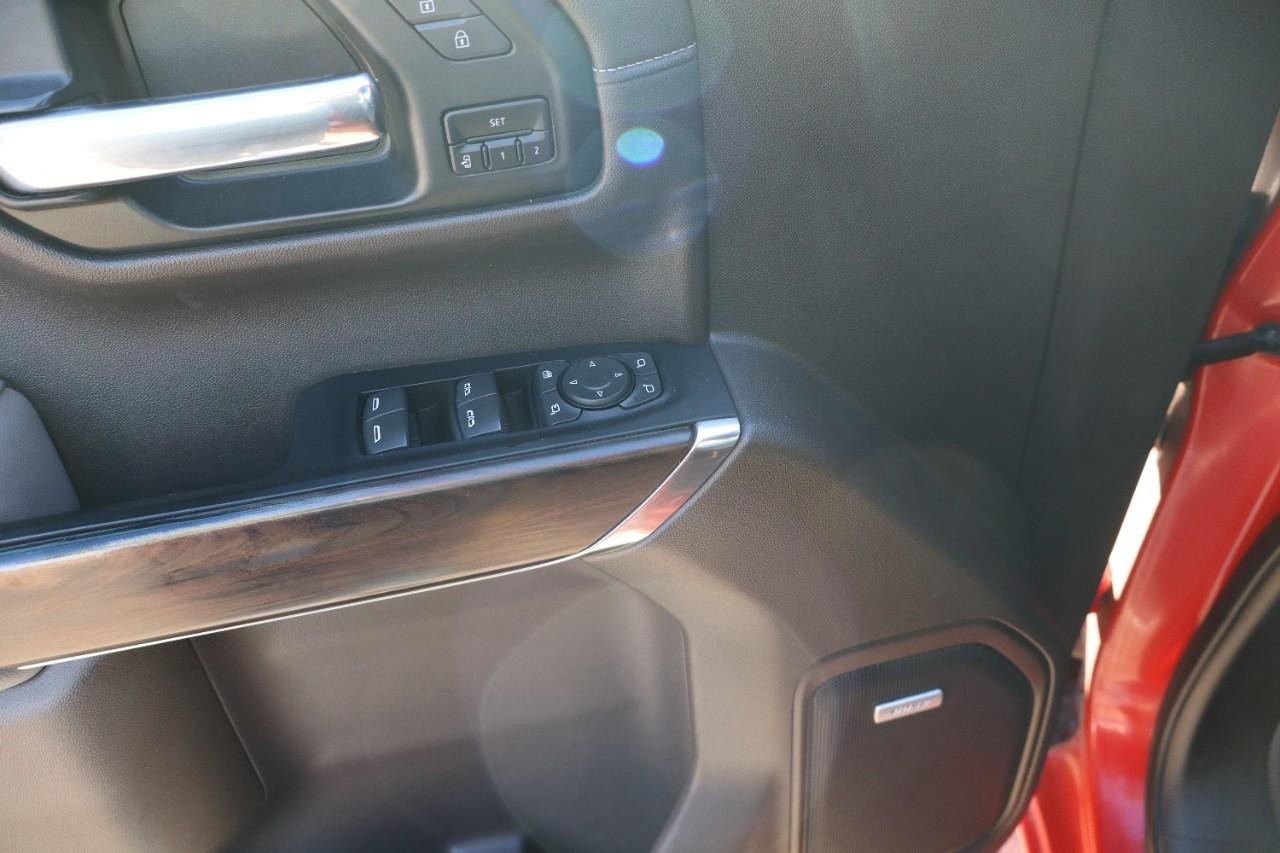 GMC Sierra 1500 Limited Vehicle Full-screen Gallery Image 11