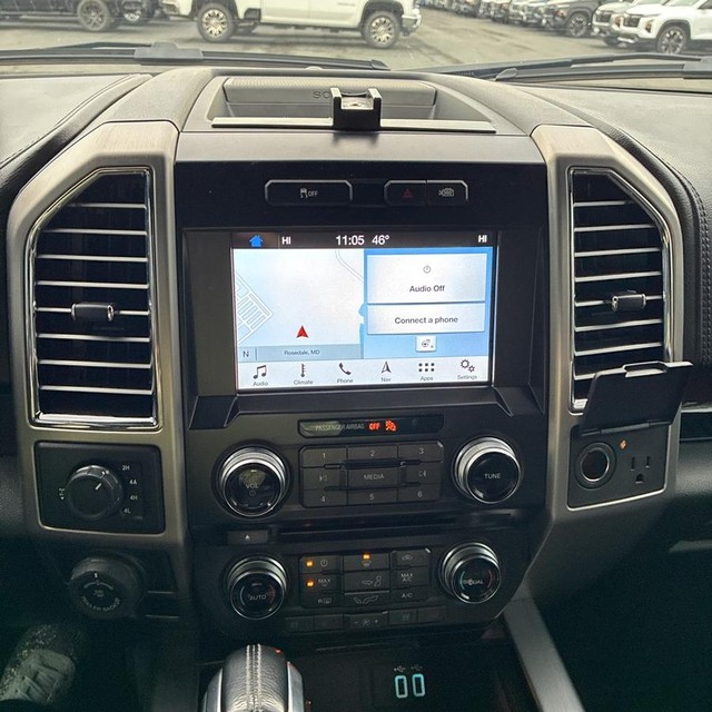 Ford F-150 Vehicle Full-screen Gallery Image 11