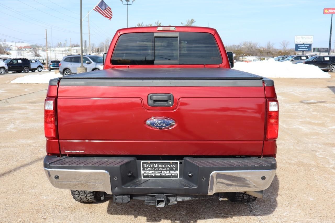 Ford Super Duty F-250 SRW Vehicle Full-screen Gallery Image 4