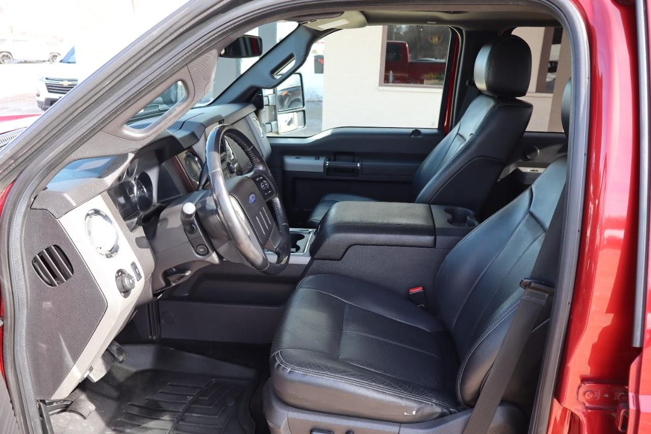 Ford Super Duty F-250 SRW Vehicle Full-screen Gallery Image 9