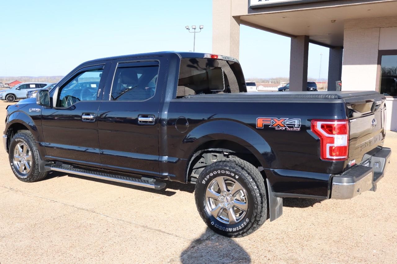 Ford F-150 Vehicle Full-screen Gallery Image 3