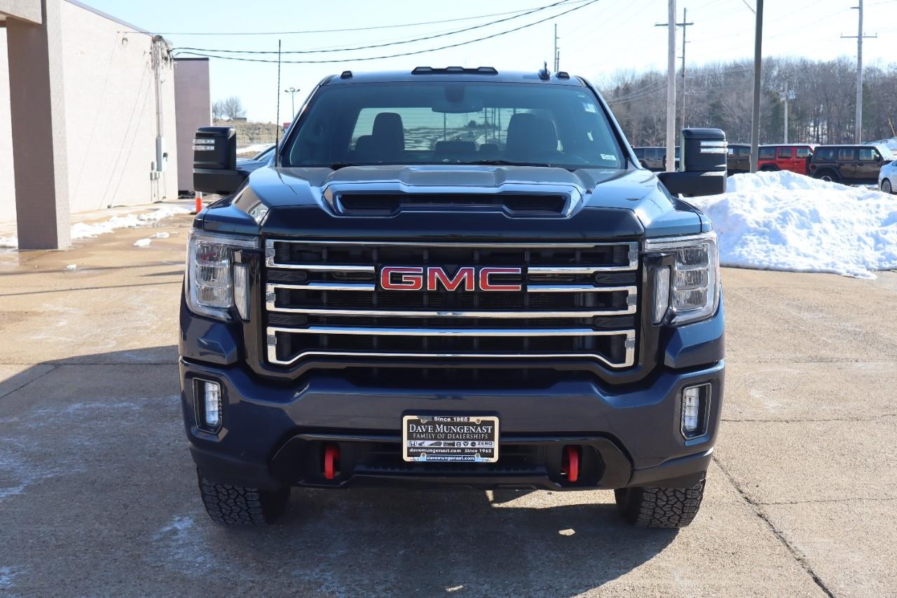 GMC Sierra 2500HD Vehicle Full-screen Gallery Image 8