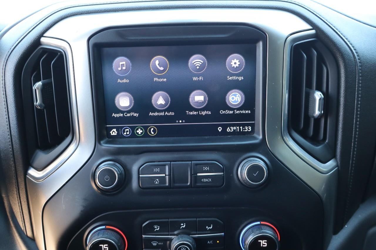 Chevrolet Silverado 2500HD Vehicle Full-screen Gallery Image 15