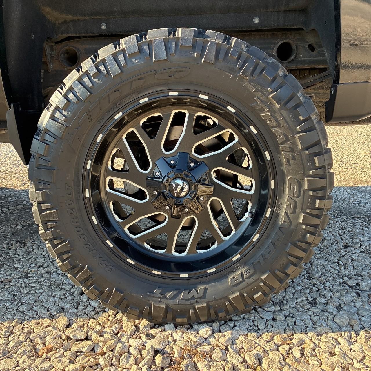 Chevrolet Silverado 1500 Vehicle Full-screen Gallery Image 7