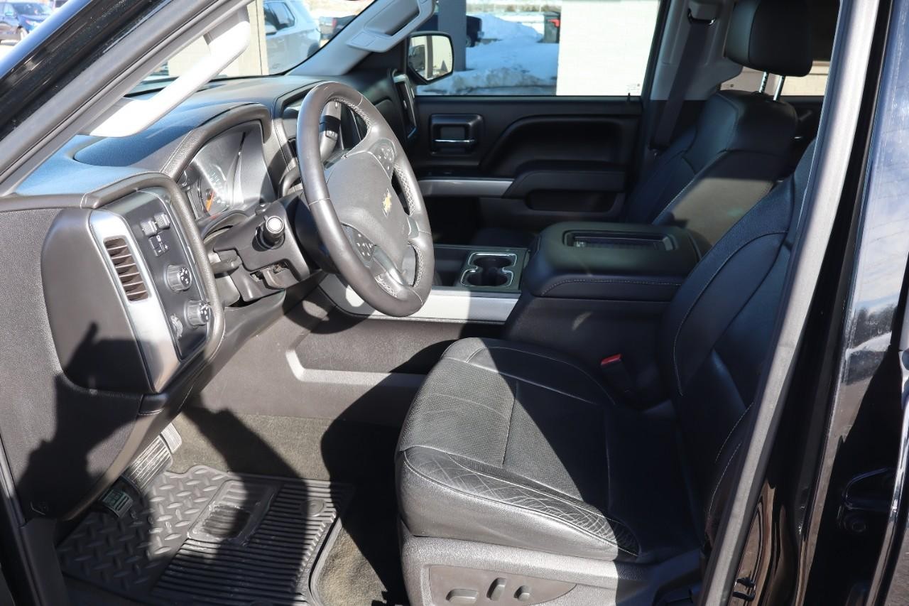 Chevrolet Silverado 1500 Vehicle Full-screen Gallery Image 9