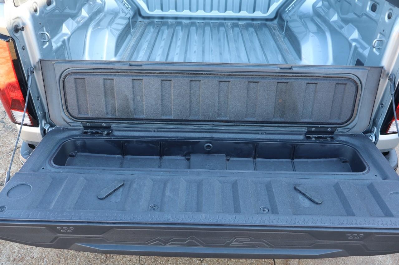 Chevrolet Colorado Vehicle Full-screen Gallery Image 6