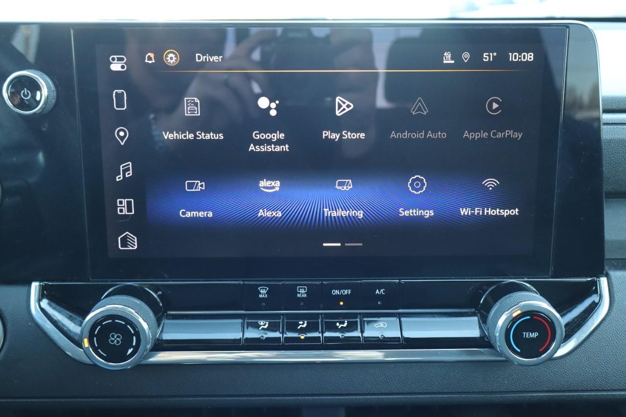 Chevrolet Colorado Vehicle Full-screen Gallery Image 15