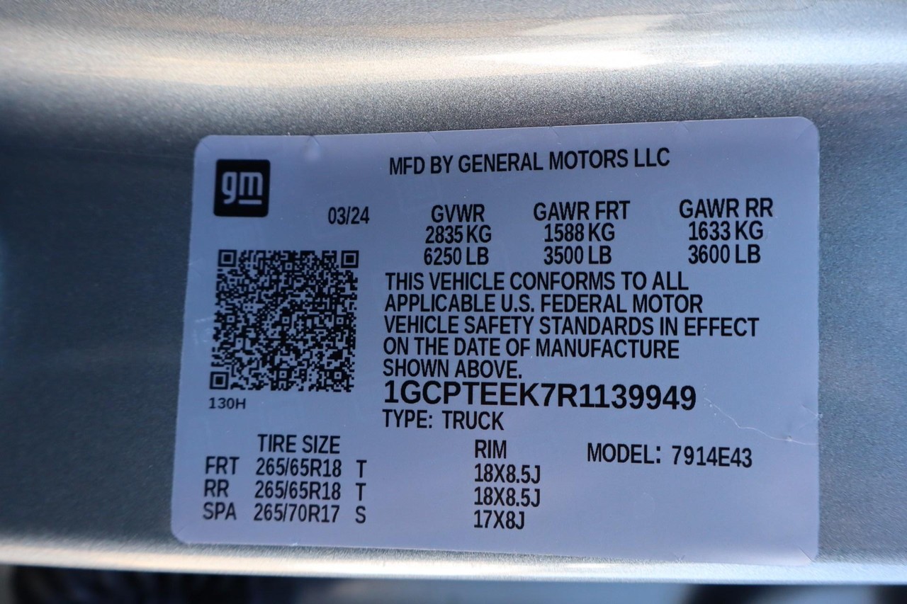 Chevrolet Colorado Vehicle Full-screen Gallery Image 31