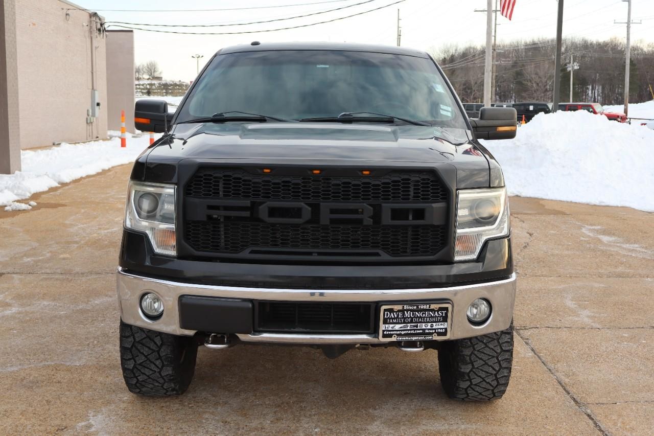 Ford F-150 Vehicle Full-screen Gallery Image 8