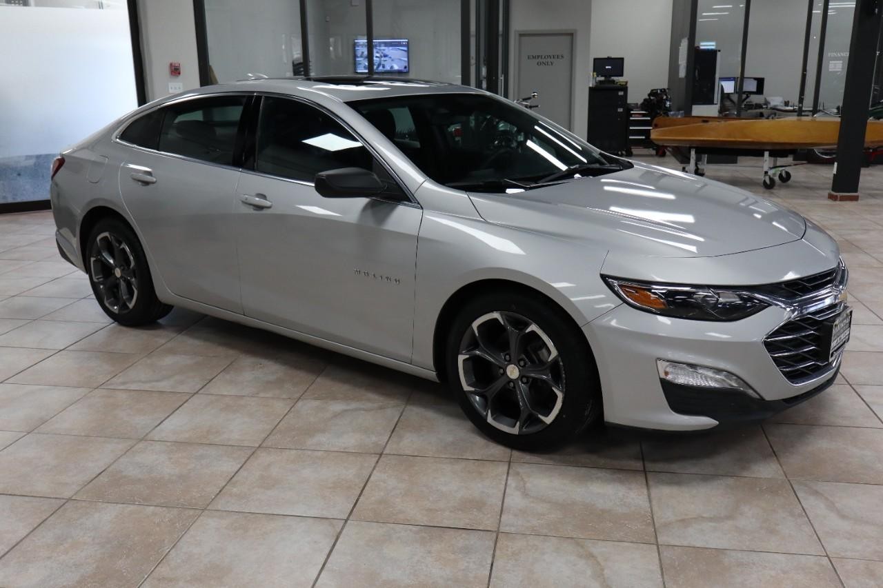 Chevrolet Malibu Vehicle Full-screen Gallery Image 7