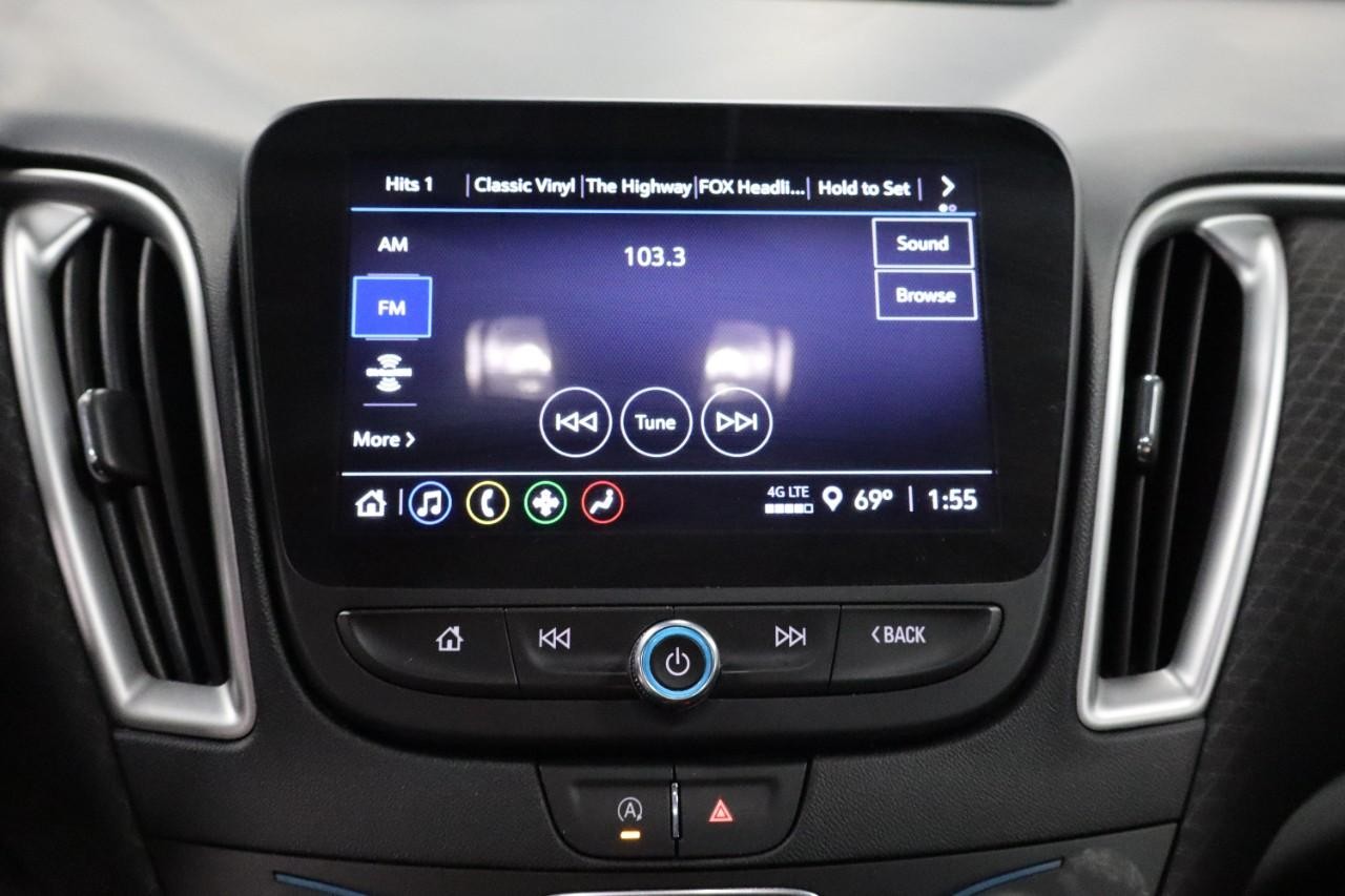 Chevrolet Malibu Vehicle Full-screen Gallery Image 16