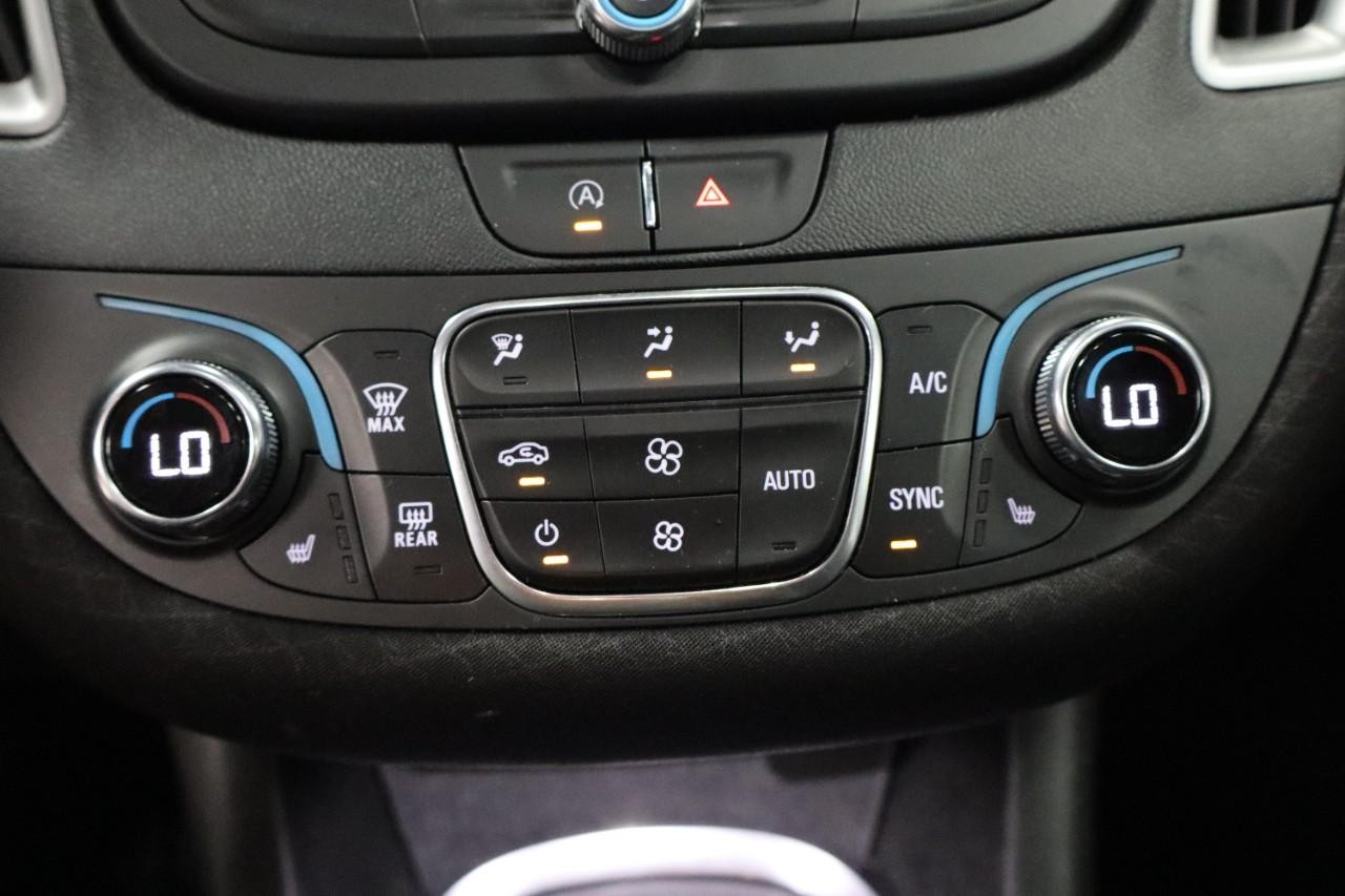 Chevrolet Malibu Vehicle Full-screen Gallery Image 17