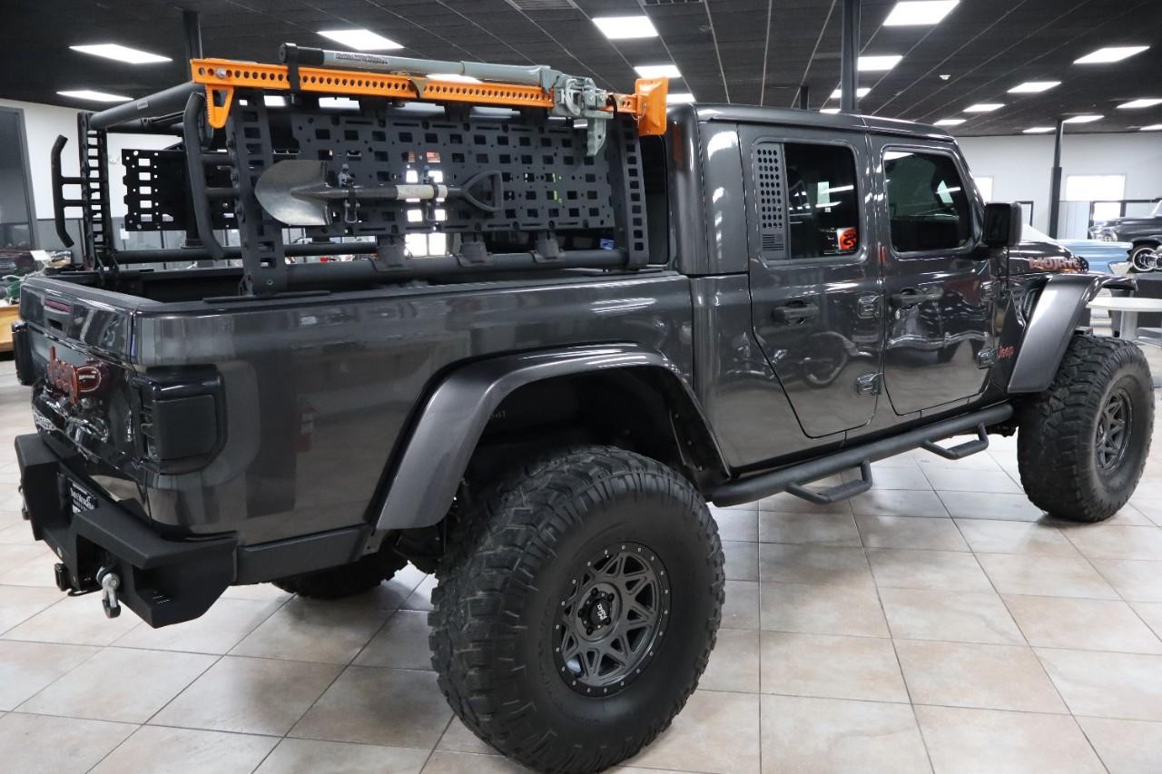 Jeep Gladiator Vehicle Full-screen Gallery Image 5