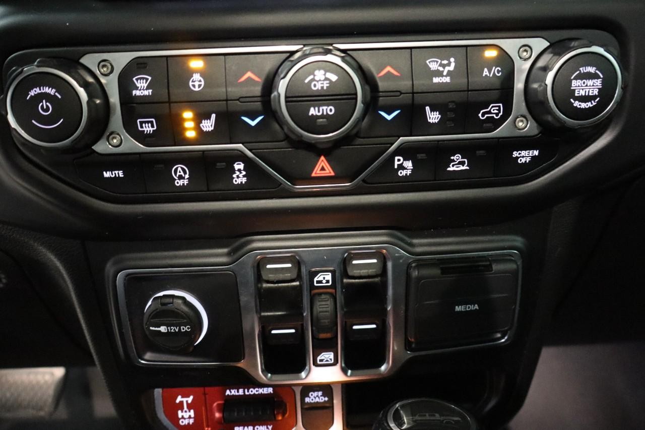 Jeep Gladiator Vehicle Full-screen Gallery Image 19