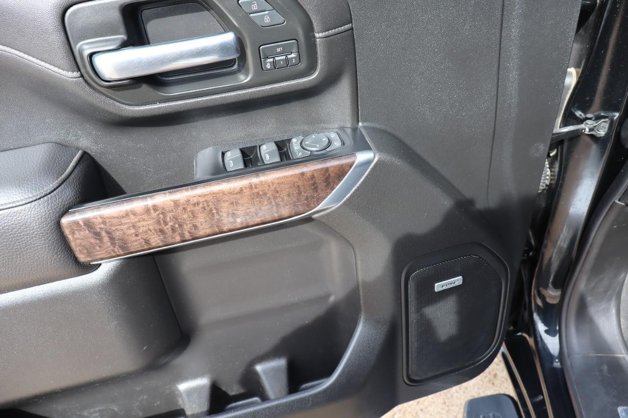 GMC Sierra 2500HD Vehicle Full-screen Gallery Image 12