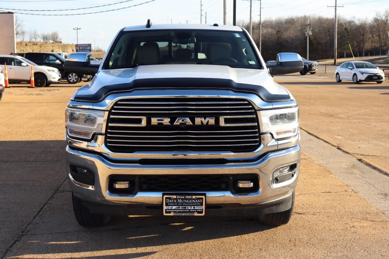 Ram 3500 Vehicle Full-screen Gallery Image 8