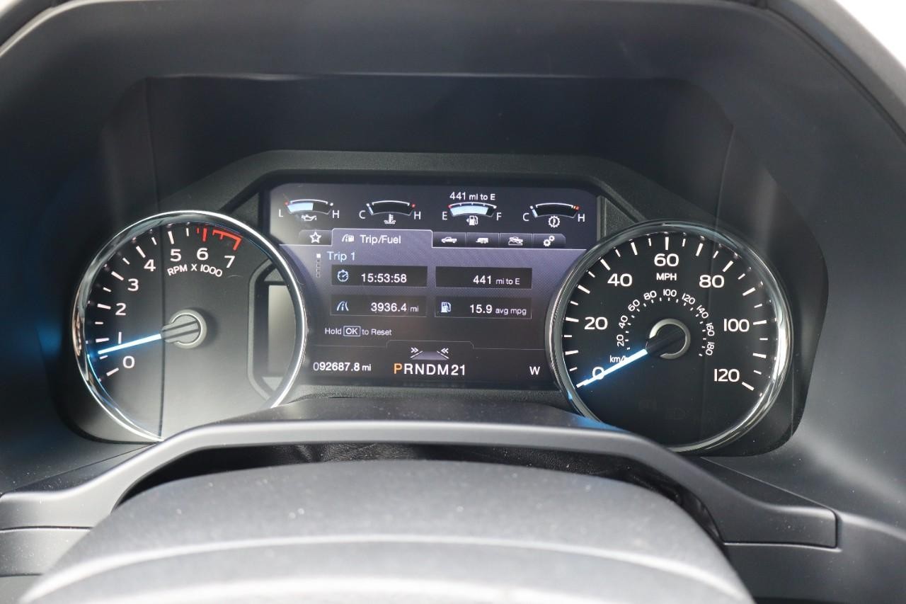 Ford F-150 Vehicle Full-screen Gallery Image 19