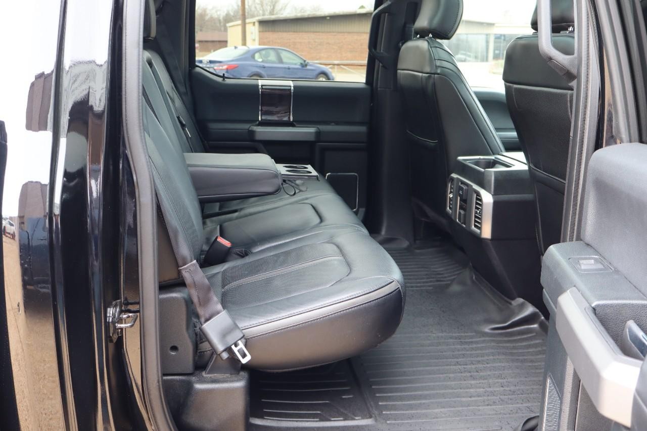 Ford F-150 Vehicle Full-screen Gallery Image 30