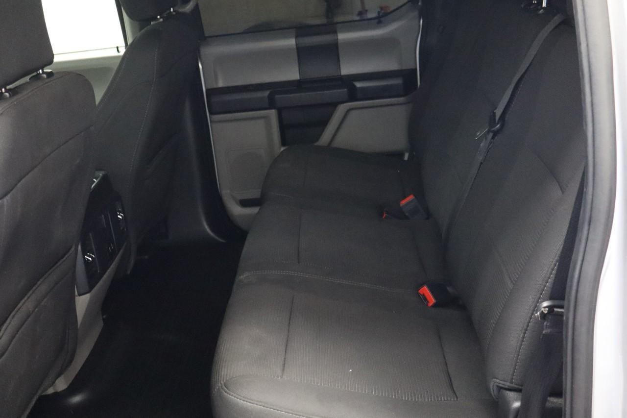 Ford F-150 Vehicle Full-screen Gallery Image 21